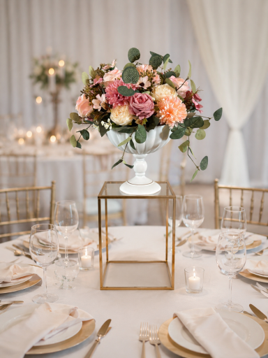Gold Centrepiece Pedestal